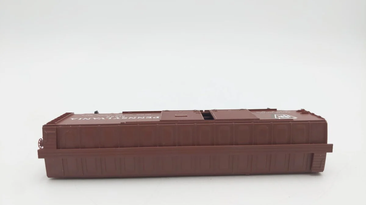 Micro-Trains 07800010 N Pennsylvania 50' Double Side Door Auto Boxcar #81999 LN/Box - Image 4