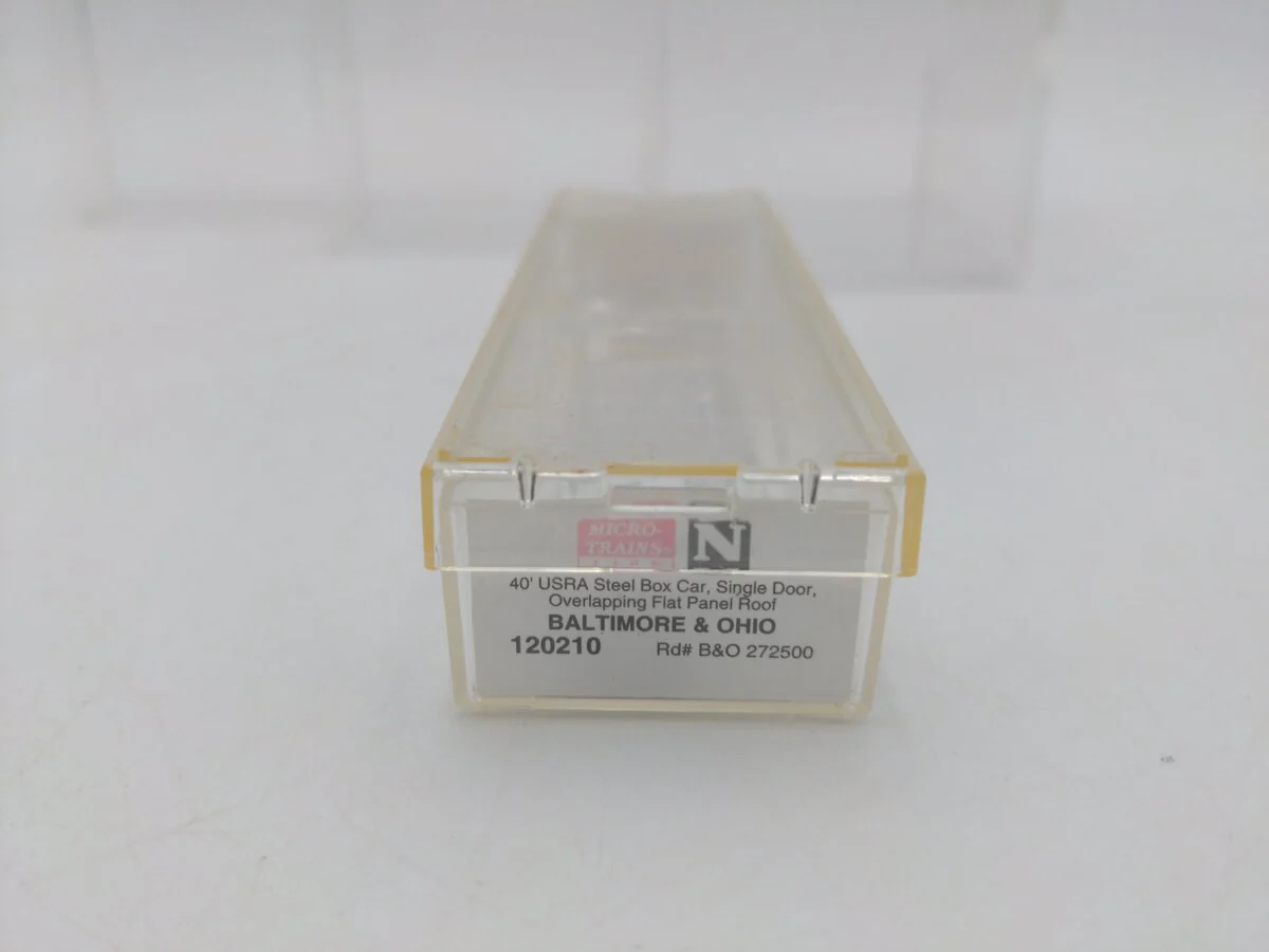 Micro-Trains 12000210 N B&O 40' Flat Panel Roof Single Door Boxcar #272500 LN/Box - Image 7