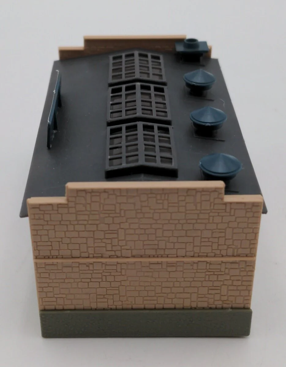 Model Power 2583 N Scale CF Truck Depot EX/Box - Image 3