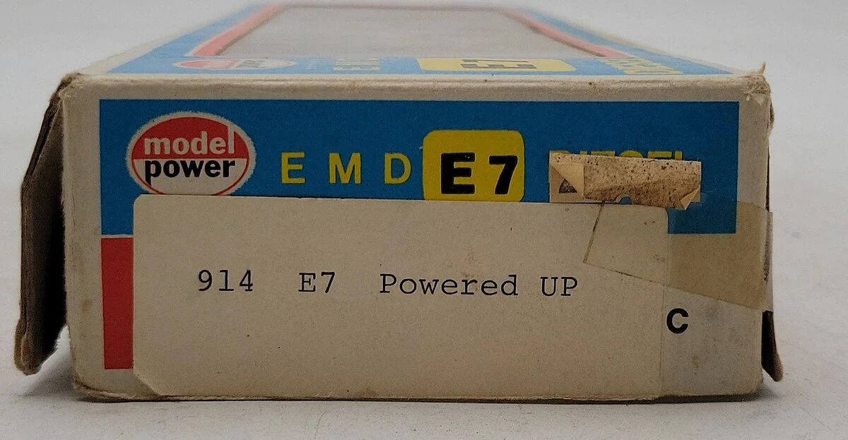 Model Power 914 HO Scale Union Pacific Diesel Locomotive #1476A EX/Box - Image 7