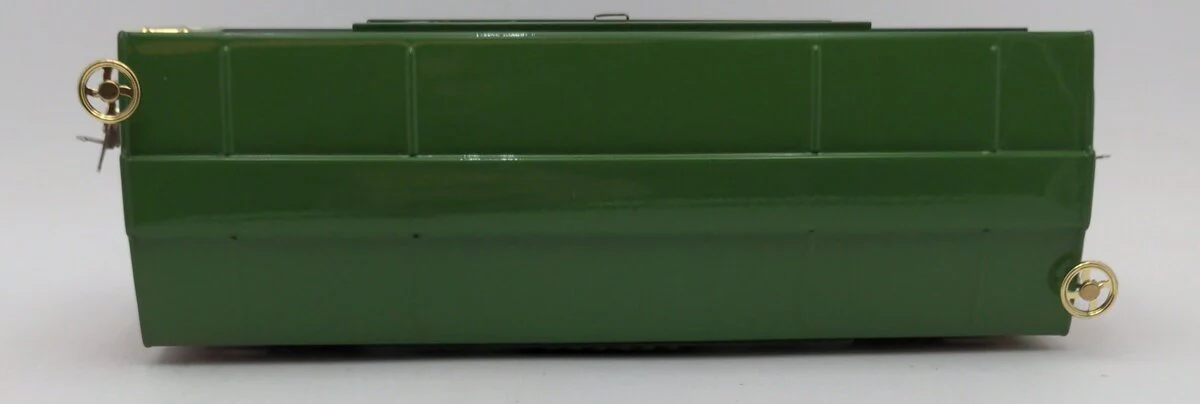 MTH 10-203 Standard Gauge 213 Terra Cotta & Green Stock Car with Brass Trim LN/Box - Image 6