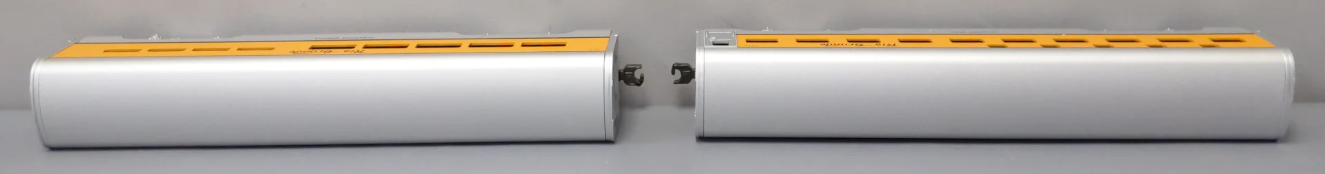 MTH 20-6102 O D&RG 60' Sleeper/Diner Aluminum Passenger Car Set (Set of 2) LN/Box - Image 4