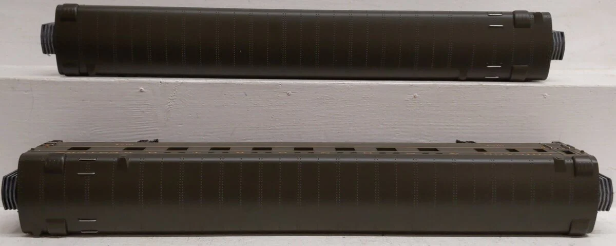 MTH 20-6636 O Gauge C&NW 70' Streamlined Sleeper/Diner Passenger Car Set LN/Box - Image 3