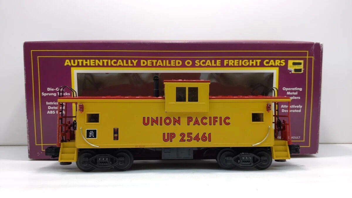 MTH 20-91013 O Gauge Union Pacific Extended Vision Caboose #25461 NIB - Image 5