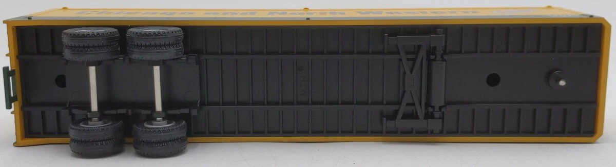 MTH 20-98118 O Gauge Chicago & Northwestern Flatcar #44237 with 40' Trailer LN/Box - Image 6