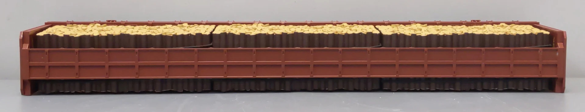 MTH 20-98212 O Gauge Union Pacific Center I-Beam Flat Car w/ Log Load #2362 LN/Box - Image 4