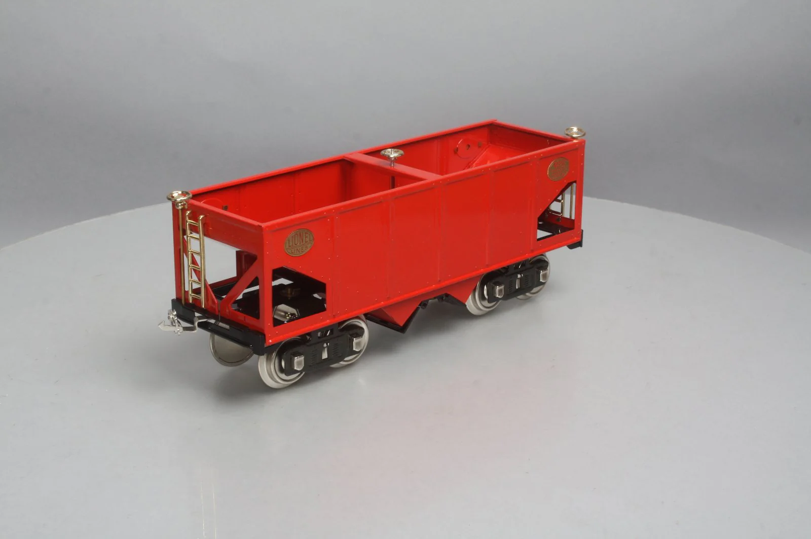 MTH 216 Standard Gauge 2-Bay Hopper Car- Red EX - Image 5