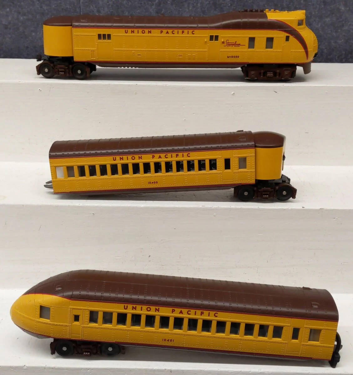 MTH 30-2197-1 O Gauge Union Pacific M10000 Diesel Passenger Train Set w/PS2 EX/Box - Image 3