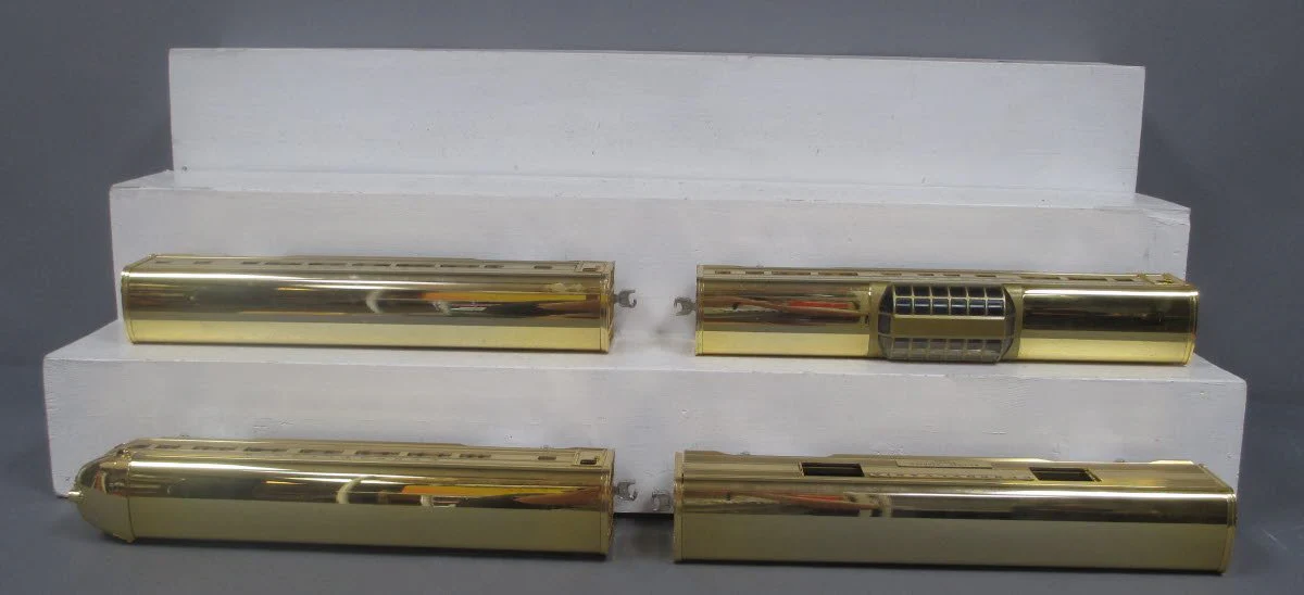 MTH 30-6707 O PRR 60' 18K Gold Plated Aluminum Passenger Car Set (Set of 4) LN/Box - Image 4