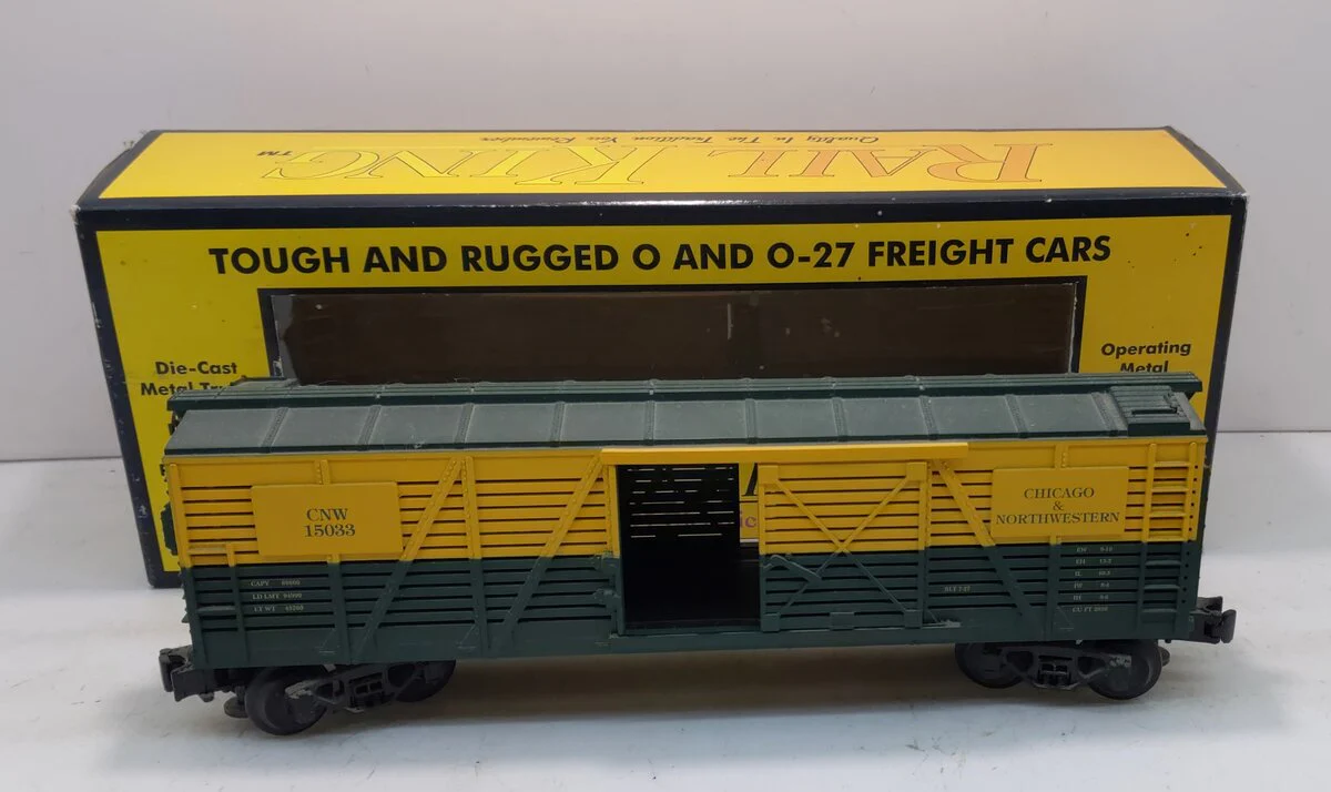 MTH 30-7109 O Gauge CNW Yellow & Green Semi-Scale Stock Car #15033 EX/Box