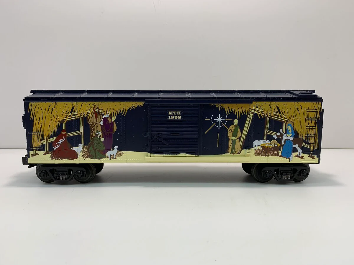 MTH 30-7426 O Gauge 1998 Christmas Boxcar LN/Box - Image 3