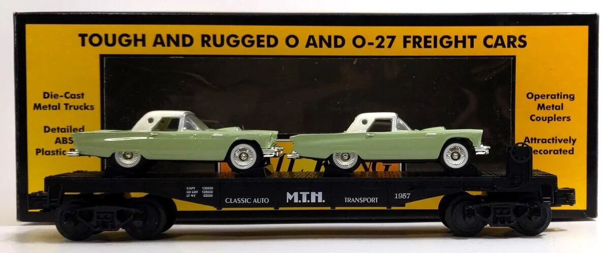 MTH 30-7613 O Gauge Auto Transport Flatcar with Two ThunderBirds LN/Box - Image 3