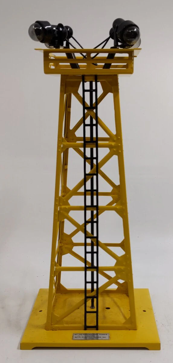 MTH 30-9025 O Gauge Yellow Floodlight Tower #395 LN/Box - Image 2