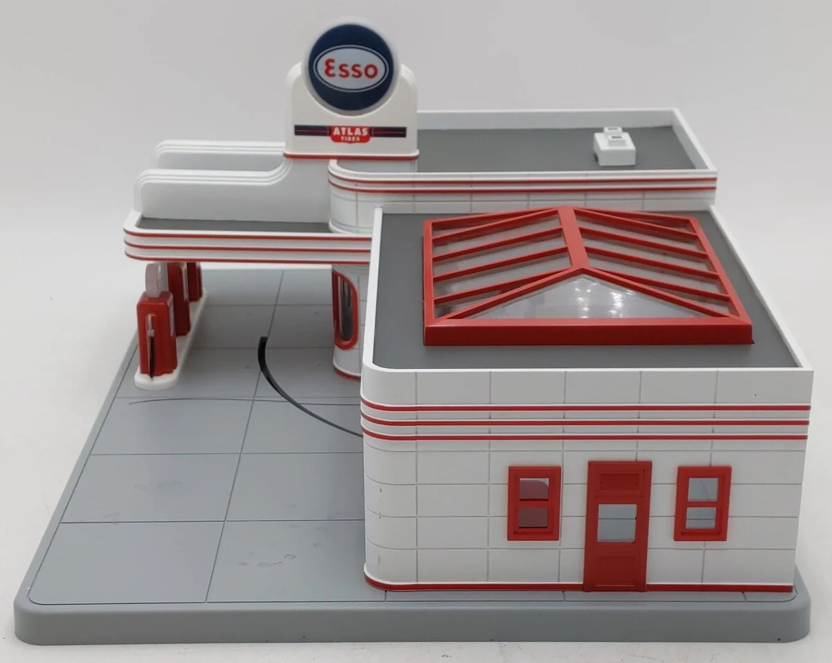 MTH 30-9106 O Gauge Esso Operating Gas Station EX/Box - Image 3