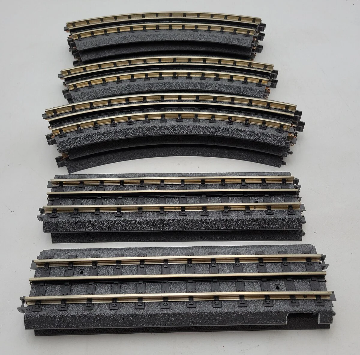 MTH 40-1001 & 40-1002 O Scale RealTrax Hollow Rails Track Sections [11] EX - Image 2