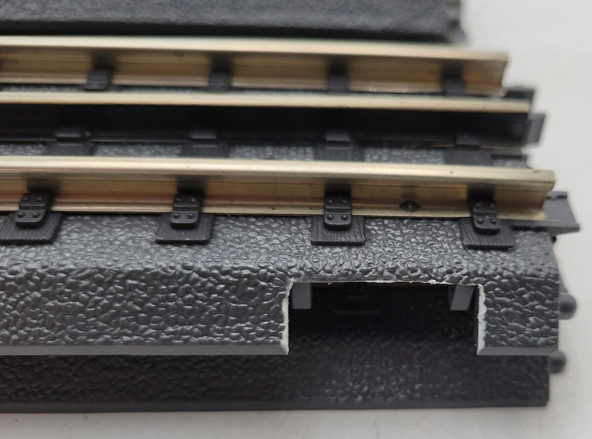 MTH 40-1001 & 40-1002 O Scale RealTrax Hollow Rails Track Sections [11] EX - Image 3
