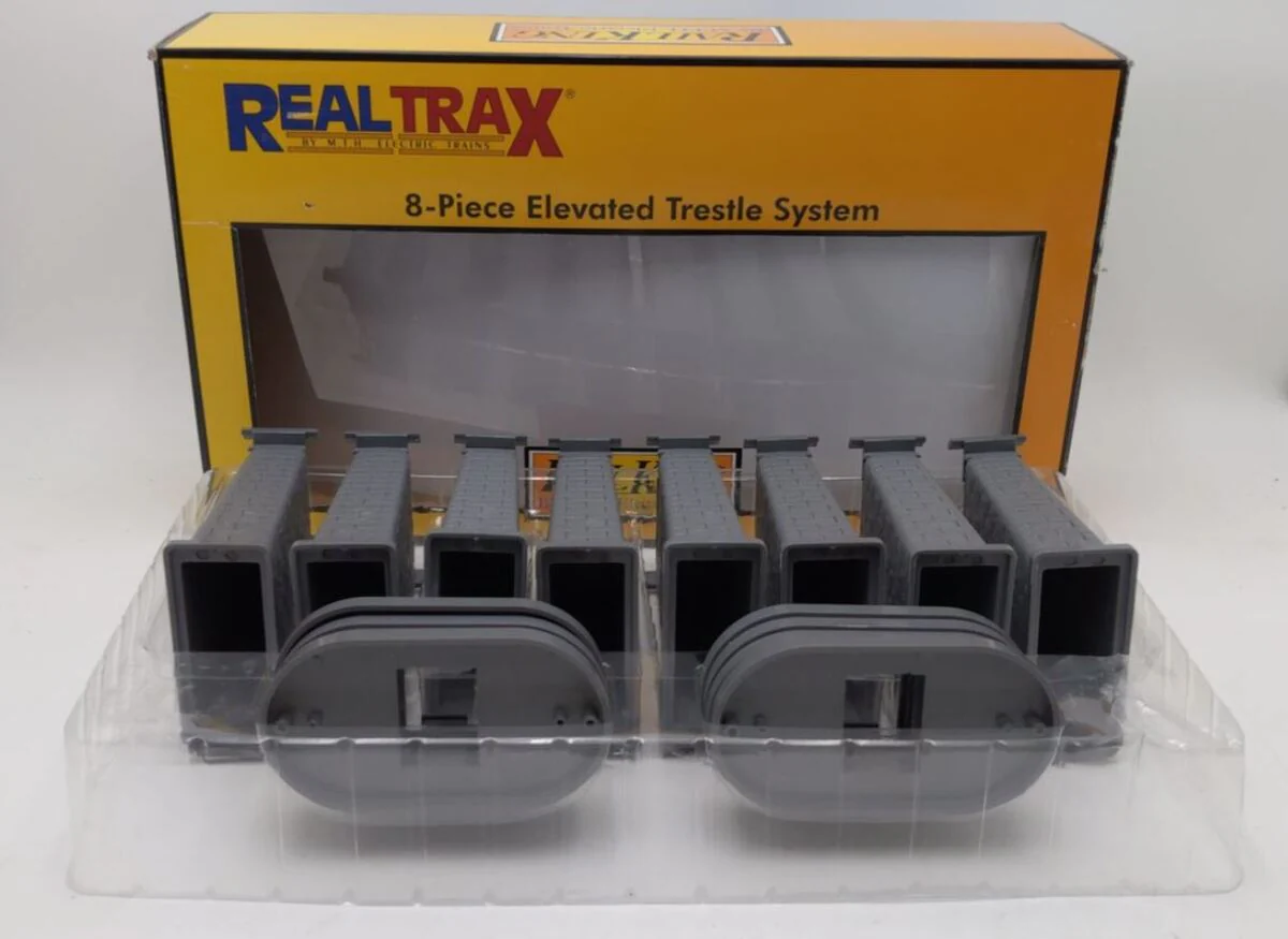 MTH 40-1034 O RealTrax Elevated Trestle Set (Pack of 8) NIB