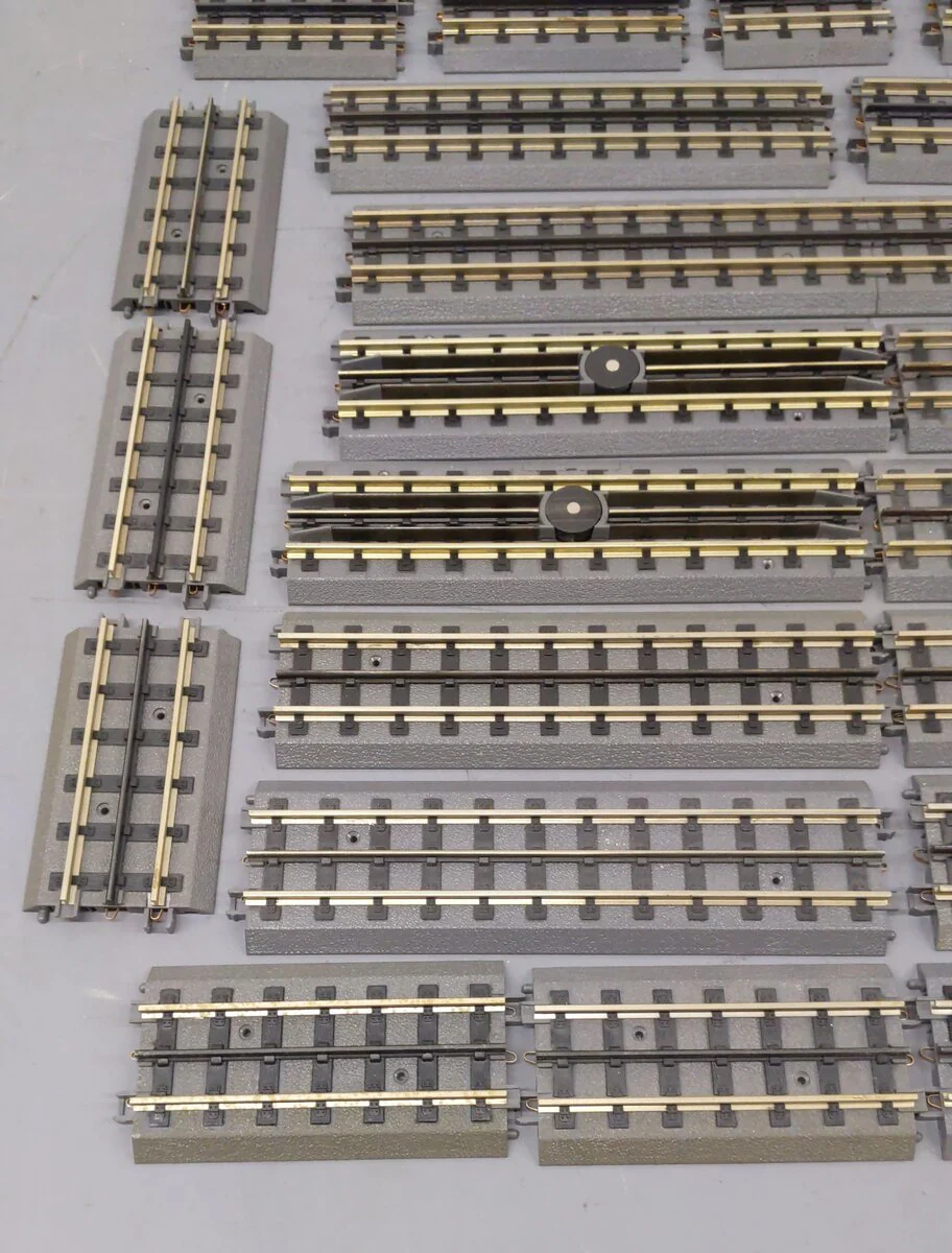 MTH O Gauge Assorted Straight, Curved, & Switches [32] VG - Image 5