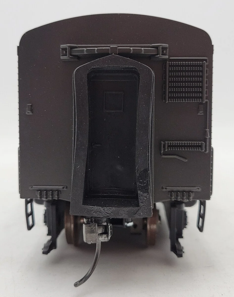 MTH O Gauge New York Central B Unit Non-Powered Diesel Locomotive #3372[2-Rail] EX - Image 5