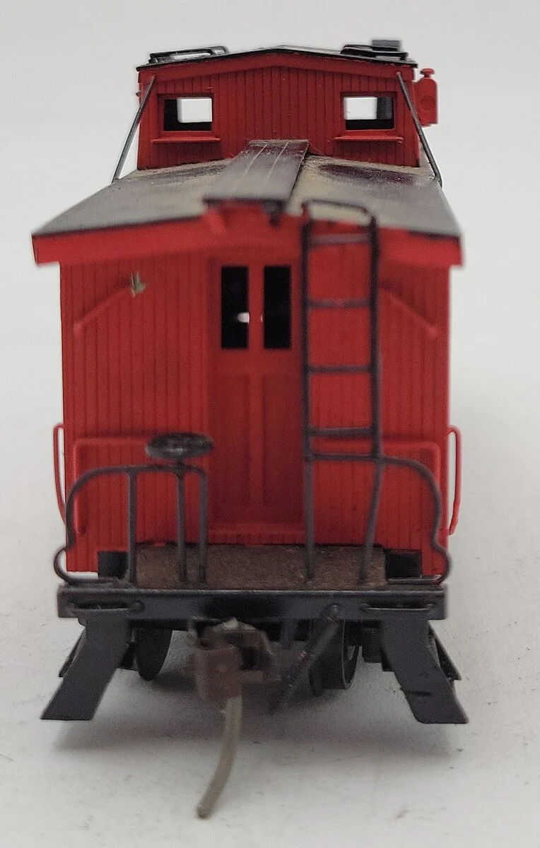 Nickel Plate Products HO Scale BRASS Custom Painted Nickel Plate Road Caboose EX/Box - Image 6