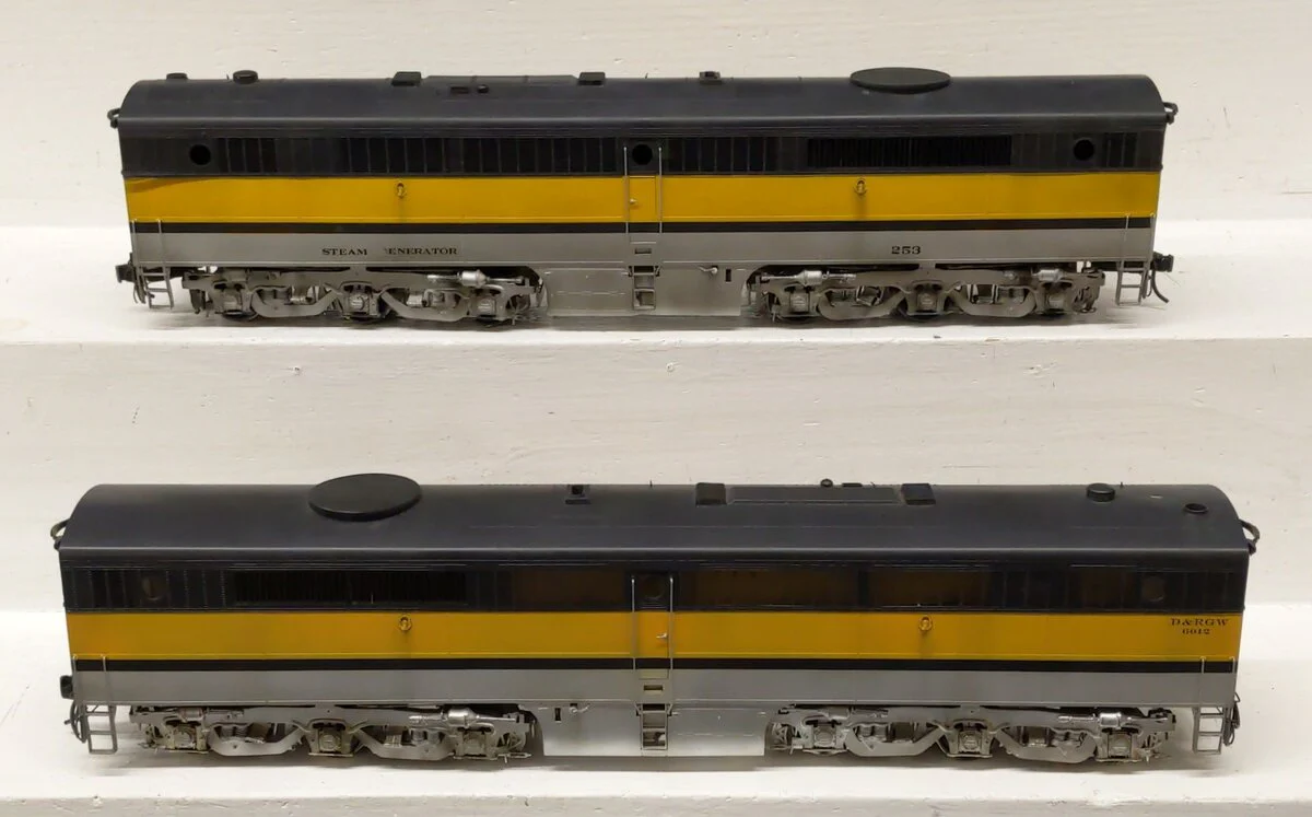 Overland OMI-0308 O BRASS Custom D&RGW PB-1 B Unit Diesel Engines (2-Rail) [2]/Box - Image 2