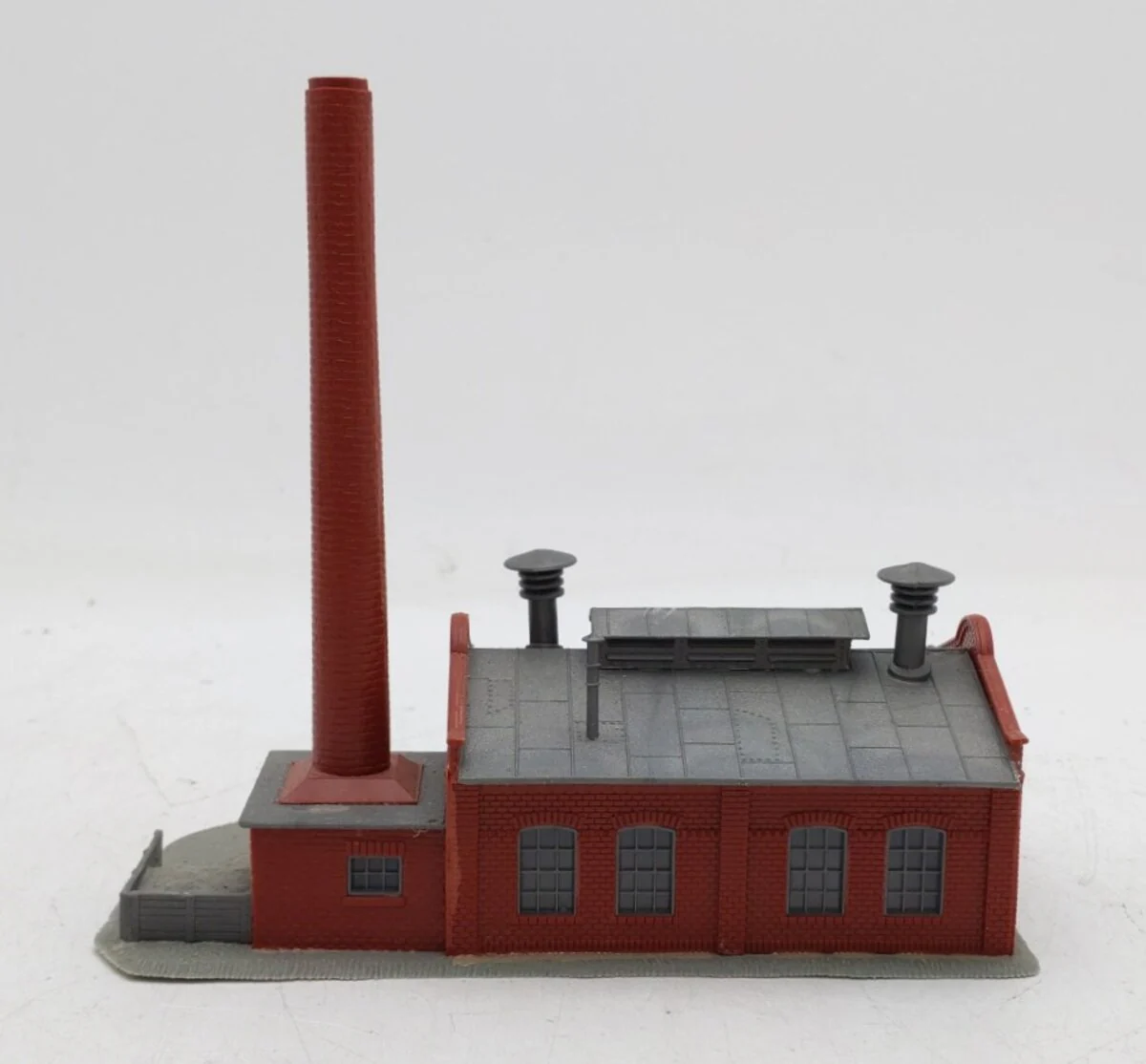 Piko & Others Z Scale Assorted Assembled Buildings [4] VG - Image 4