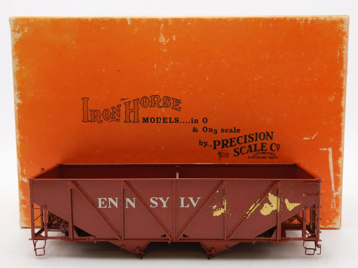 Precision Scale Company 15543 O 2-Rail Brass PRR 55 Ton Twin-Bay Hopper- Painted/Box