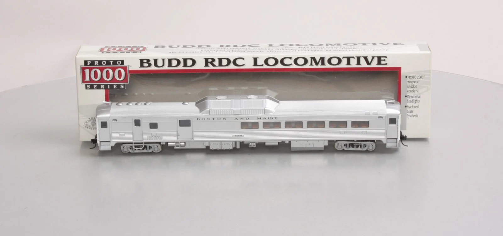 Proto 1000 30387 Boston & Maine Budd RDC Diesel Locomotive LN/Box