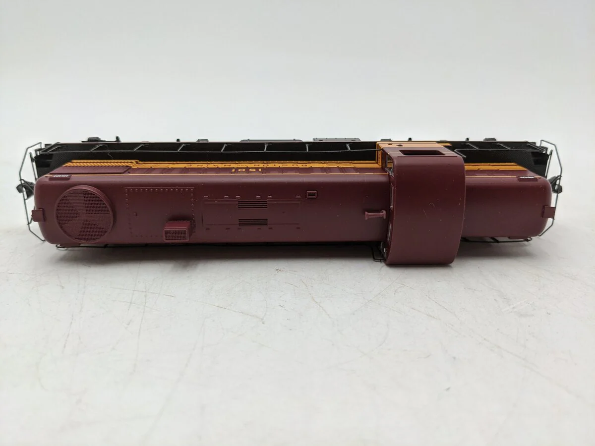 Proto 1000 HO 31271 Boston & Maine RS2 Diesel Locomotive #1501 EX/Box - Image 3
