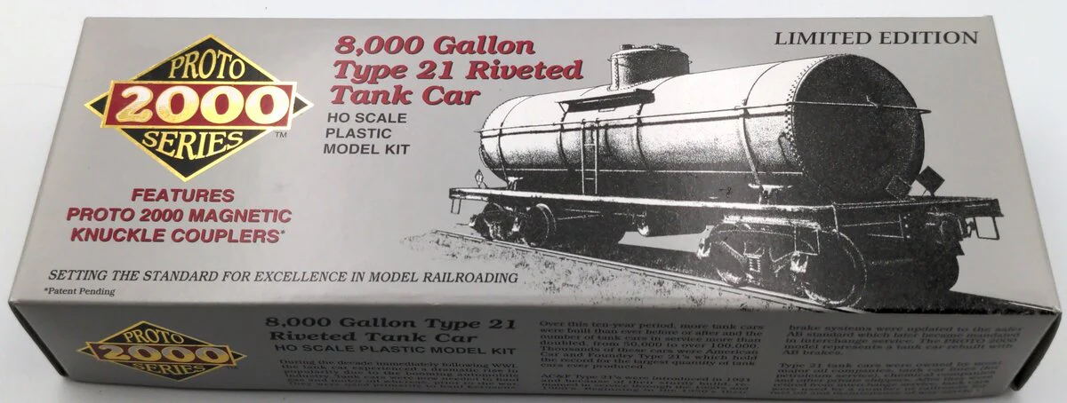 Proto 2000 1536 HO Scale 8,000 Gallon Type 21 Riveted Tank Car Shell Kit