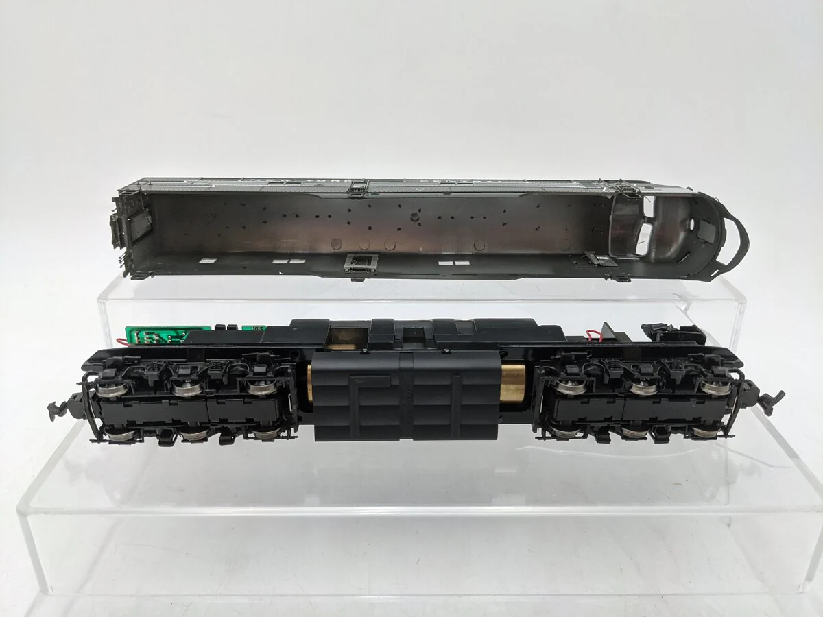 Proto 2000 21065 HO Scale New York Central E7 Diesel Locomotive #4023 EX/Box - Image 4