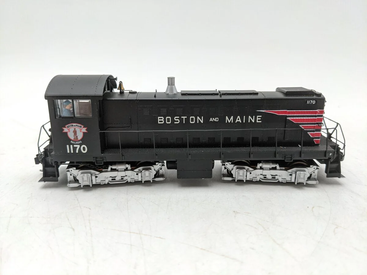 Proto 2000 21352 HO Boston & Maine Alco S-1 Diesel Switcher #1170 EX/Box - Image 2