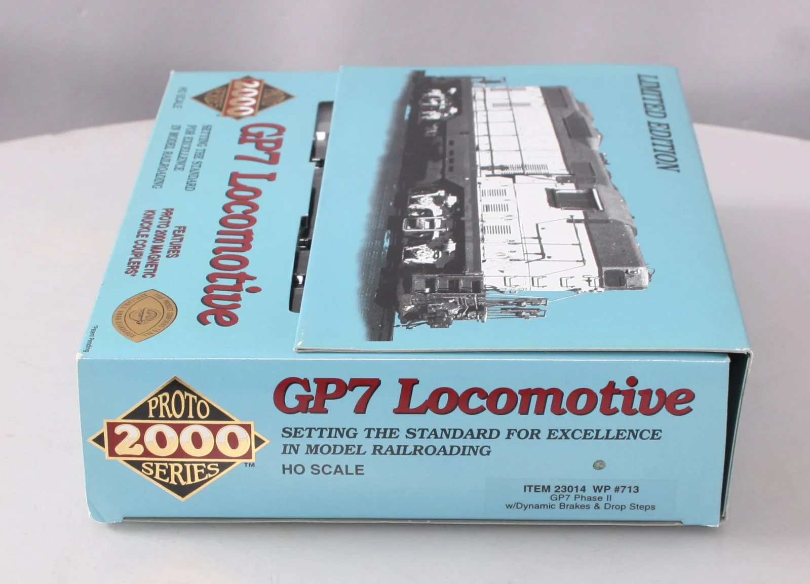 Proto 2000 23014 HO Scale Western Pacific GP7 Phase II Diesel Locomotive #713 MT/Box - Image 7