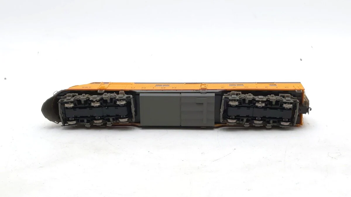 Proto 2000 23277 HO Union Pacific Diesel A Locomotive w/Mars Light #987 Custom - Image 8