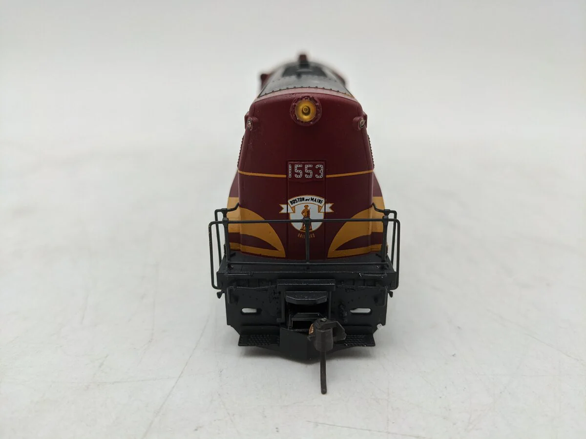 Proto 2000 8354 HO Boston And Maine Diesel Locomotive #1553 EX - Image 5