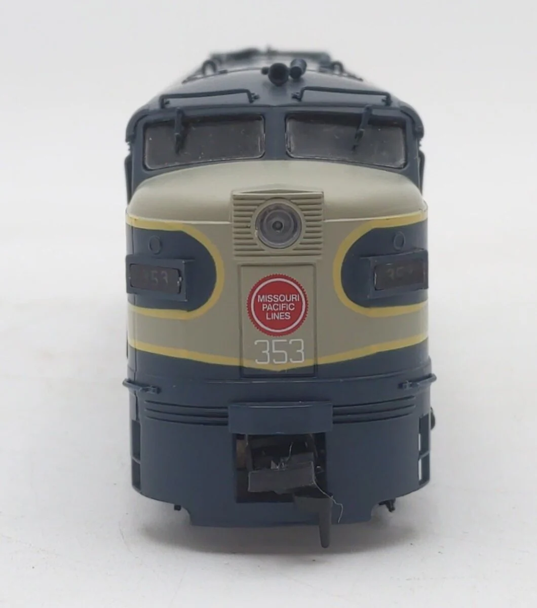 Proto 2000 8368 HO Missouri Pacific FA2 Diesel Locomotive #352 EX/Box - Image 4