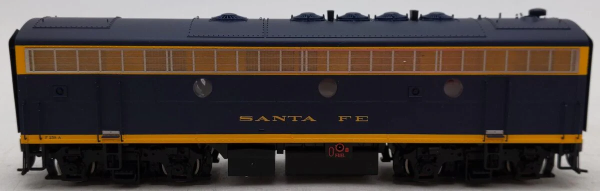 Proto 2000 920-40578 HO Scale Santa Fe Powered B Unit Diesel Locomotive #258A EX/Box - Image 2