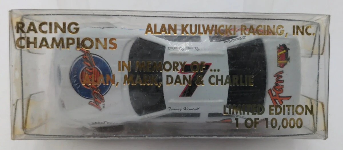Racing Champions 02053 1:64 Scale # 7 Alan Kulwicki Racing Inc. Die Cast