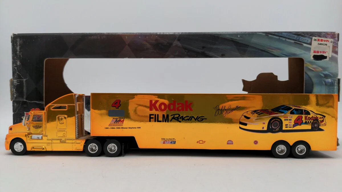 Racing Champions 95051 1:64 Scale Kodak Film Racing Transport Car EX/Box