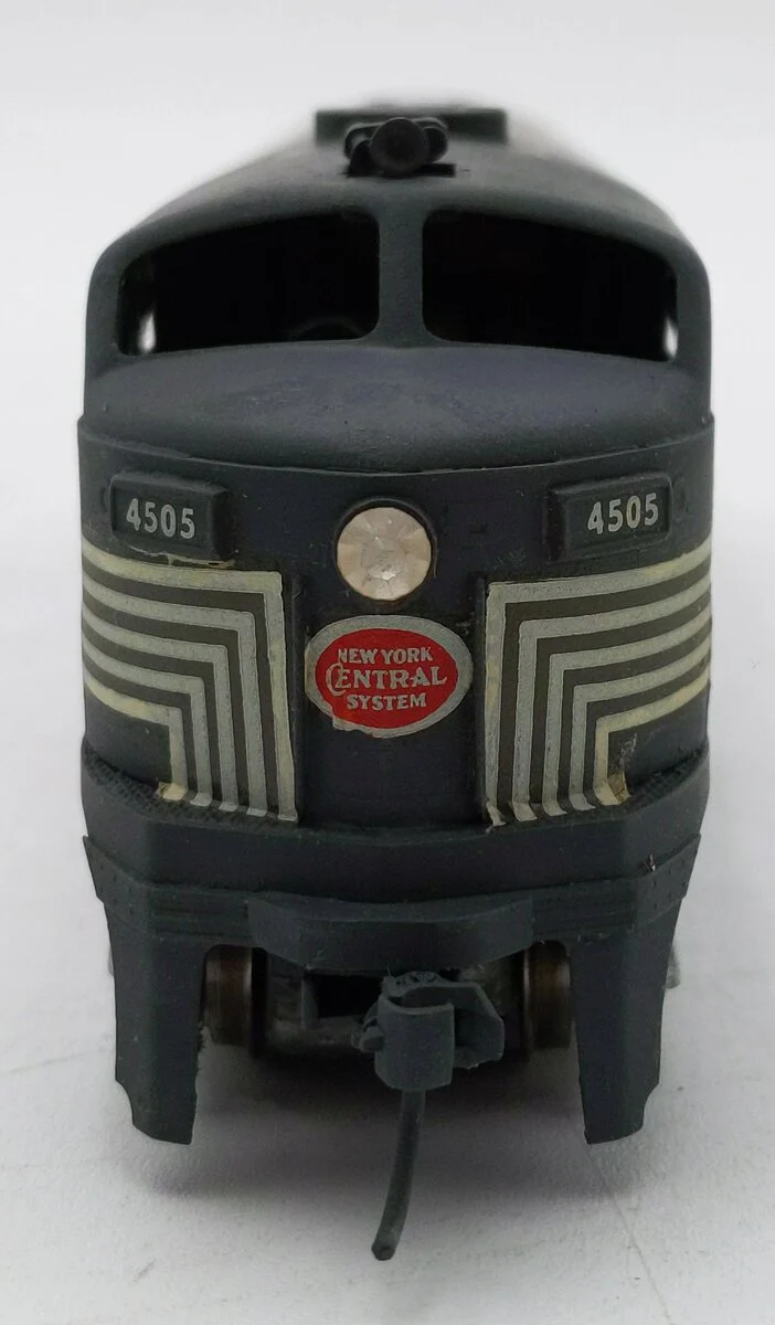 Red Ball HO Brass 2000 HP Diesel Locomotive A Unit- Painted/Box - Image 5