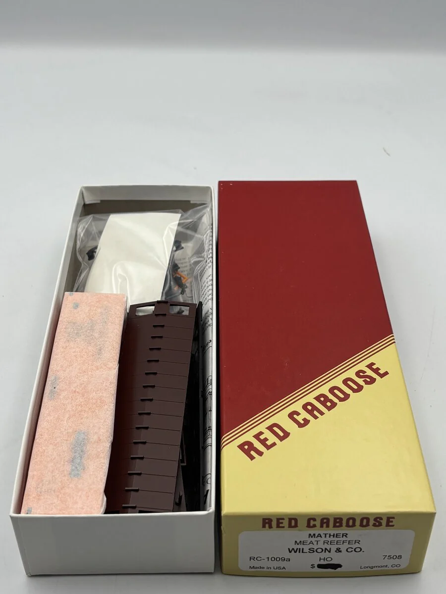 Red Caboose RC-1009A HO Mather Meat Reefer Wilson & Co. #7508 Kit