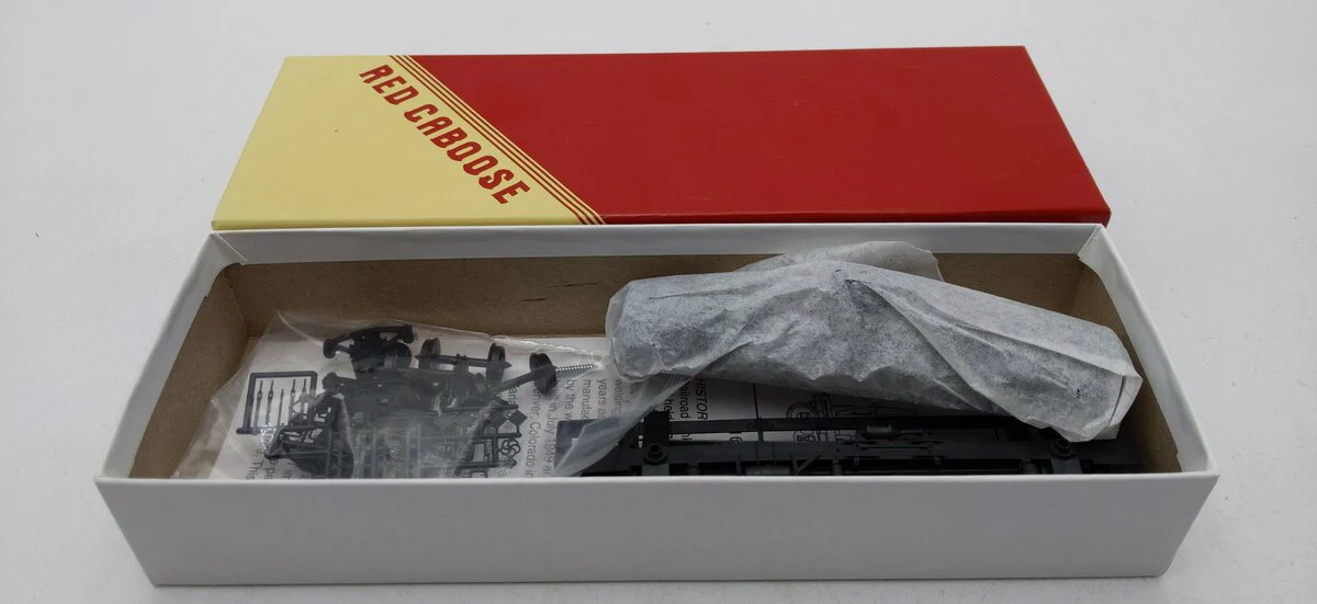 Red Caboose RC-3042-2 HO Bakelite 103W 10K Gallon Tank Car Kit #16762 LN/Box