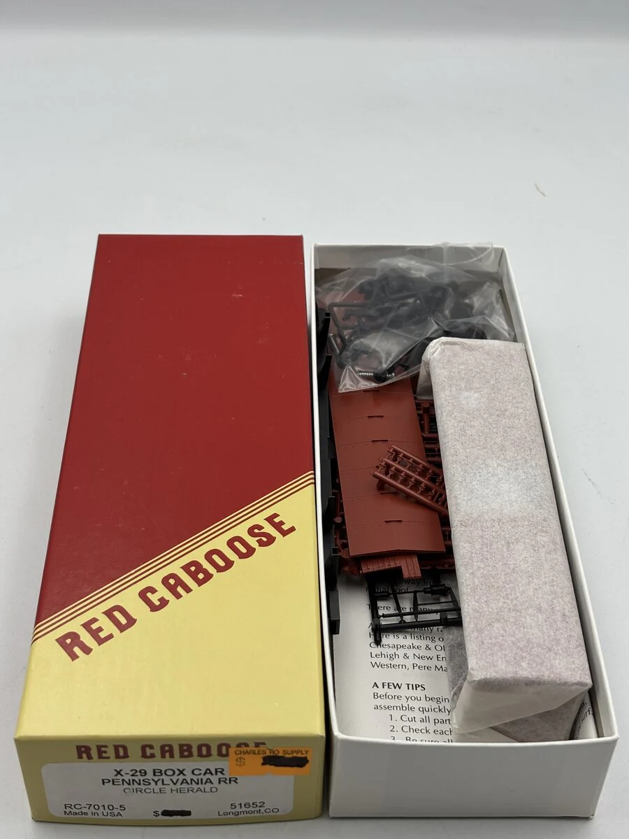 Red Caboose RC-7010-5 HO X-29 Boxcar PRR Circle Herald #51652 Kit