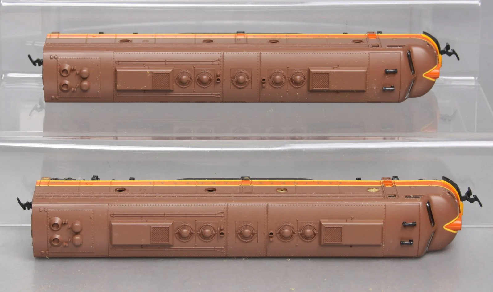 Rivarossi 1929 HO Illinois Central EMD E-8 AA Diesel Locomotive Set LN/Box - Image 3