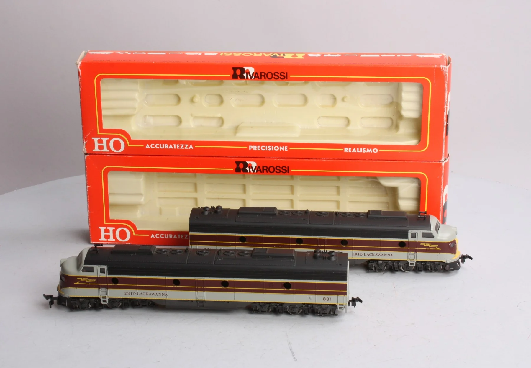 Rivarossi 1947 HO Lackawanna EMD E-8 AA Diesel Locomotive Set LN/Box