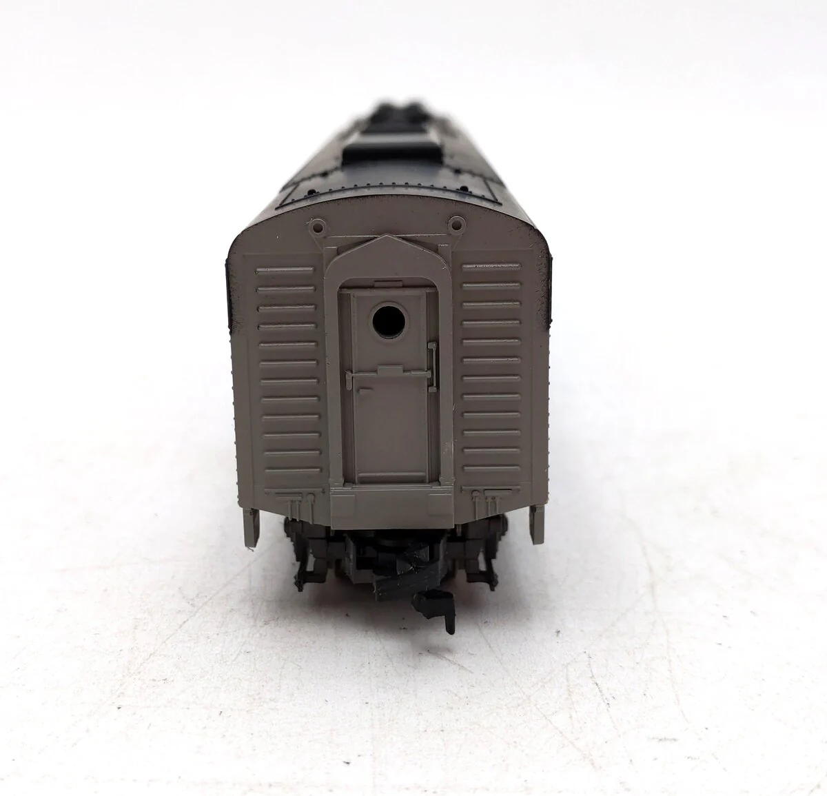 Rivarossi 6149 HO Scale Erie Lackawanna Powered E-8 B Unit LN/Box - Image 5