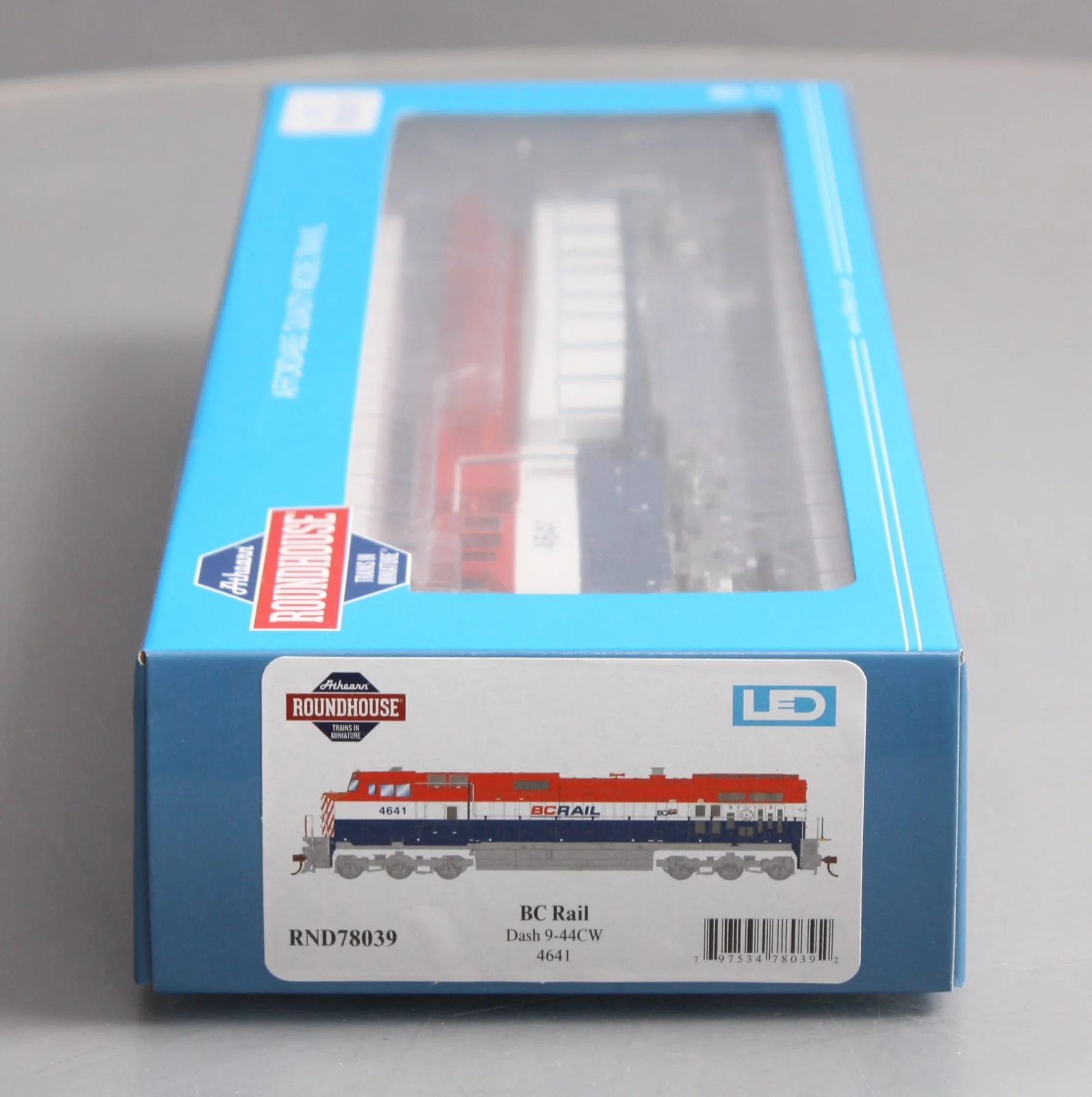 Roundhouse 78039 HO Scale BC Rail Dash 9-44CW Diesel Locomotive #4641 LN/Box - Image 11