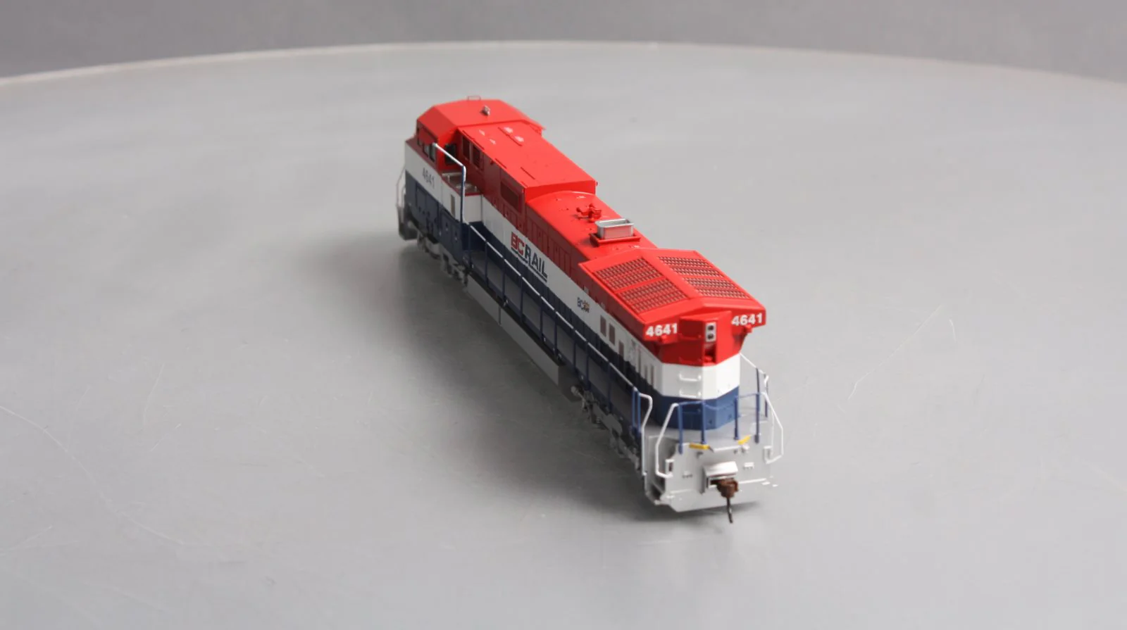 Roundhouse 78039 HO Scale BC Rail Dash 9-44CW Diesel Locomotive #4641 LN/Box - Image 4