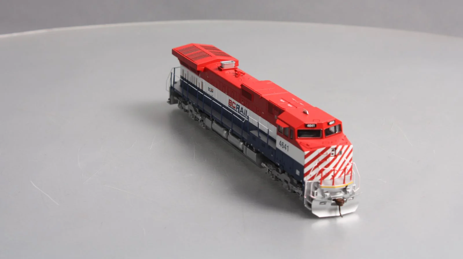 Roundhouse 78039 HO Scale BC Rail Dash 9-44CW Diesel Locomotive #4641 LN/Box - Image 7