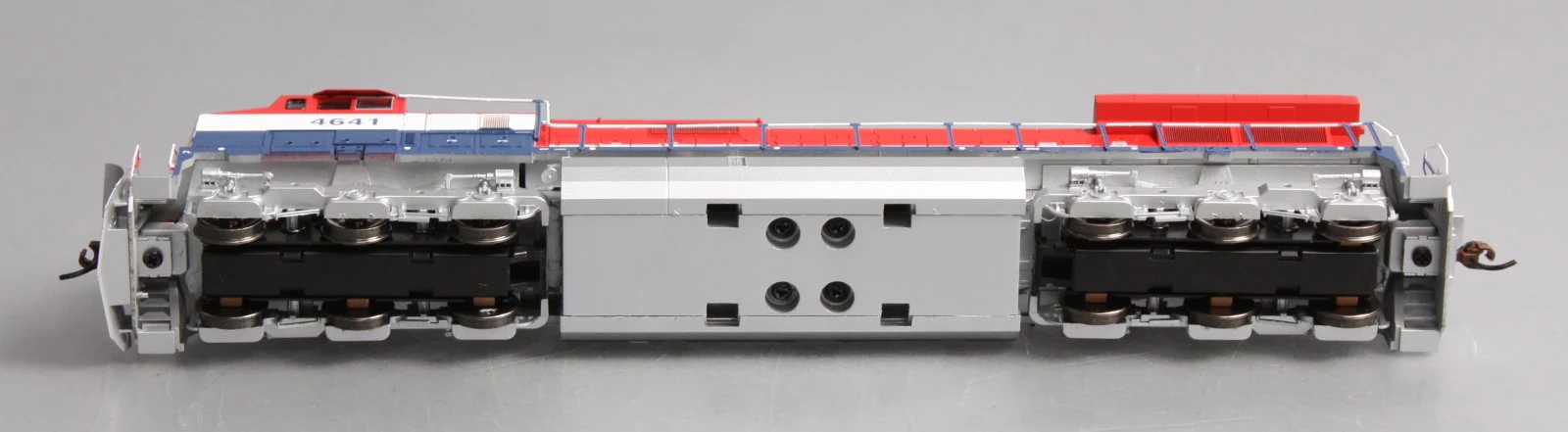 Roundhouse 78039 HO Scale BC Rail Dash 9-44CW Diesel Locomotive #4641 LN/Box - Image 9